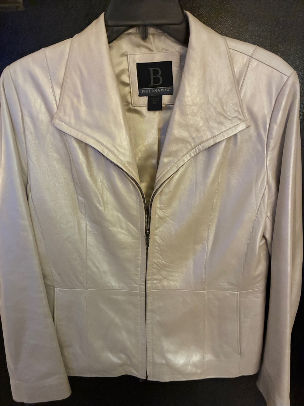 Bernardo 90s/Y2k Light Cream Pearlized Leather Zip-Front Jacket M